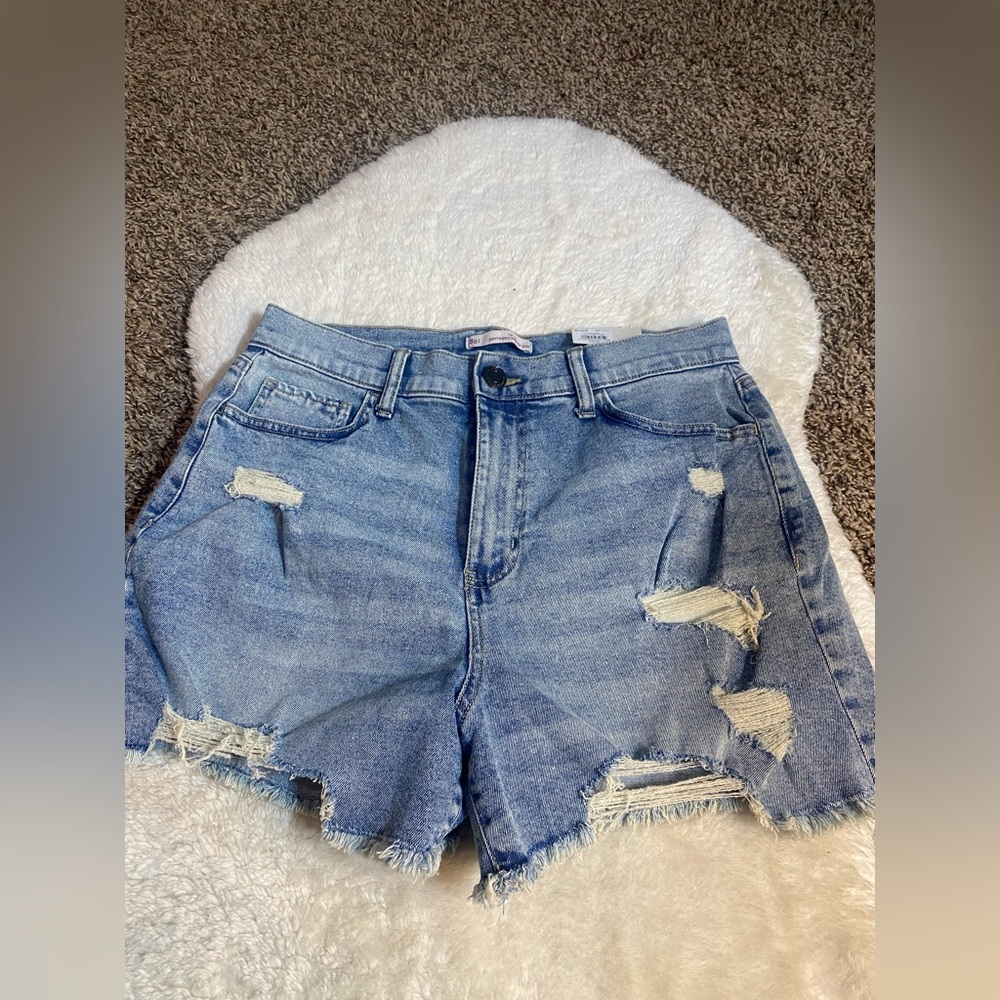 So Shorts Womens Sz 1/25 Waist Distressed Boyfriend Midi Stretch High